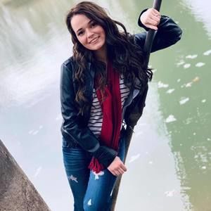 Meet your Posher, Brittny